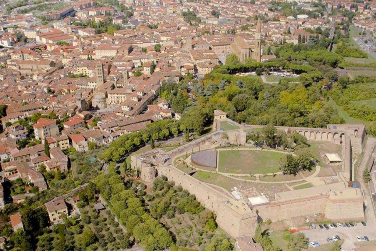 Ferienwohnung La Casina Di Ivonne Arezzo Centro Exterior foto